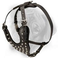 Durable leather dog harness with shiny pyramids