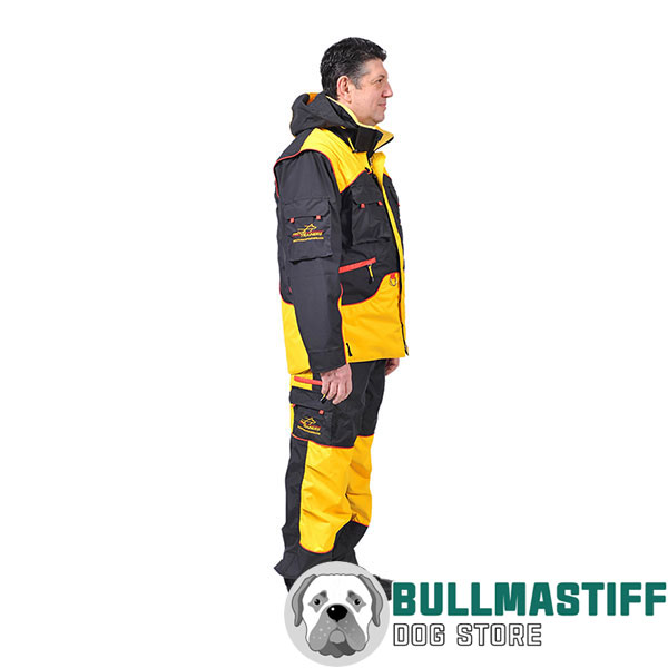 Comfortable Training Suit with a Number of Pockets