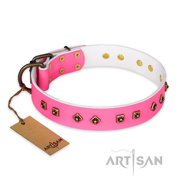 Inimitable full grain natural leather dog collar with durable buckle